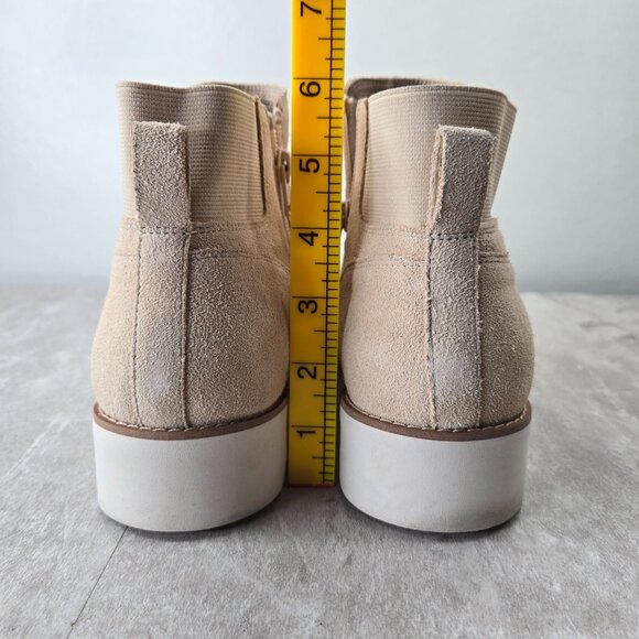 Vionic Ankle Booties Sz 11 Waterproof Tan Beige Suede Orthopedic Comfort Boots - Picture 4 of 12
